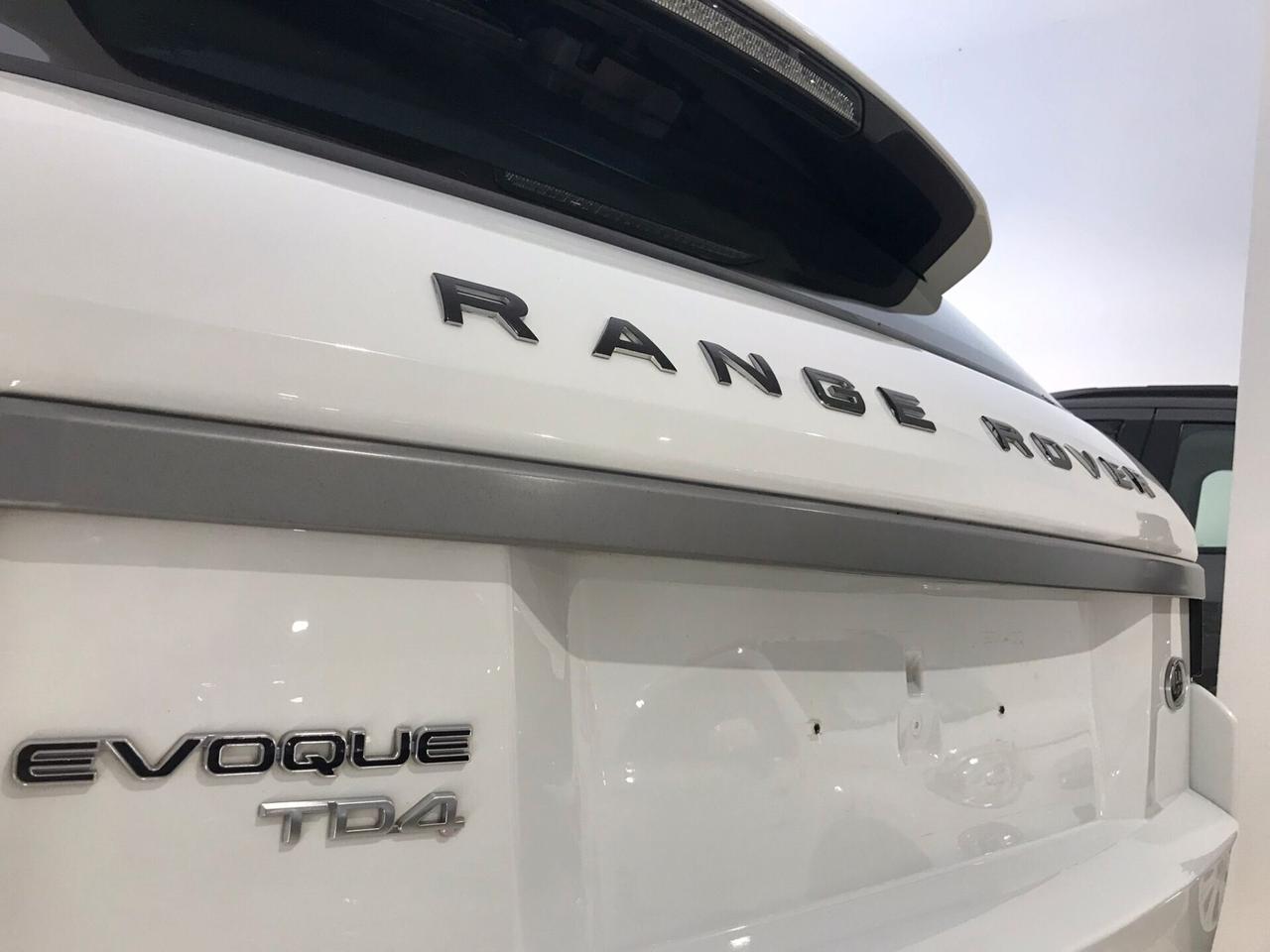 Land Rover Range Rover Evoque 2.2 TD4 150CV Prestige