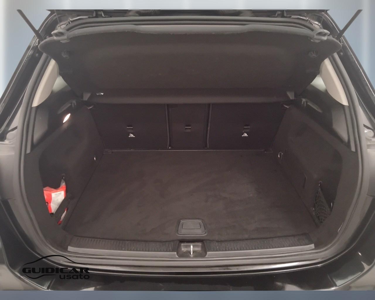 Mercedes-Benz Classe B - W247 2018 - B 180 d Sport auto
