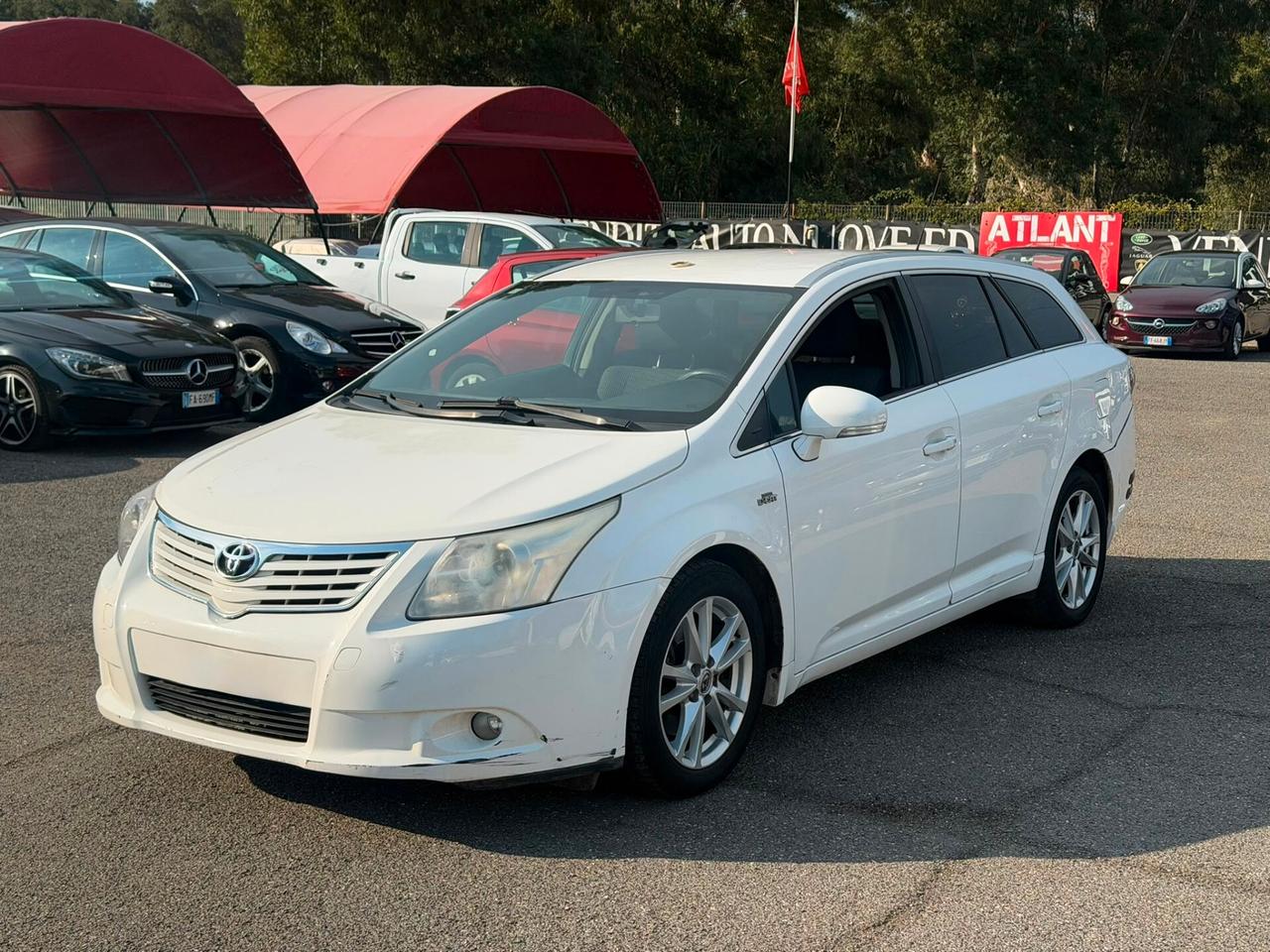 Toyota Avensis 2.2 D-Cat aut. Wagon Executive Safety