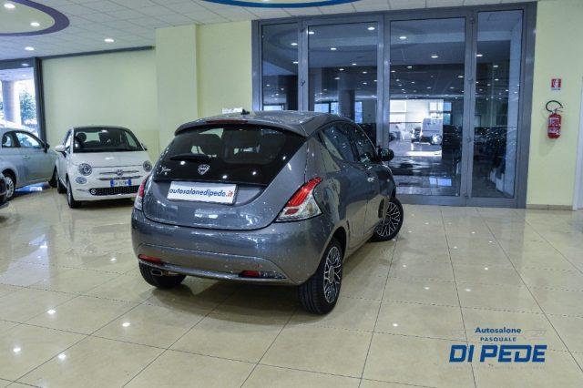 LANCIA Ypsilon 1.2 69 CV 5 porte Gold