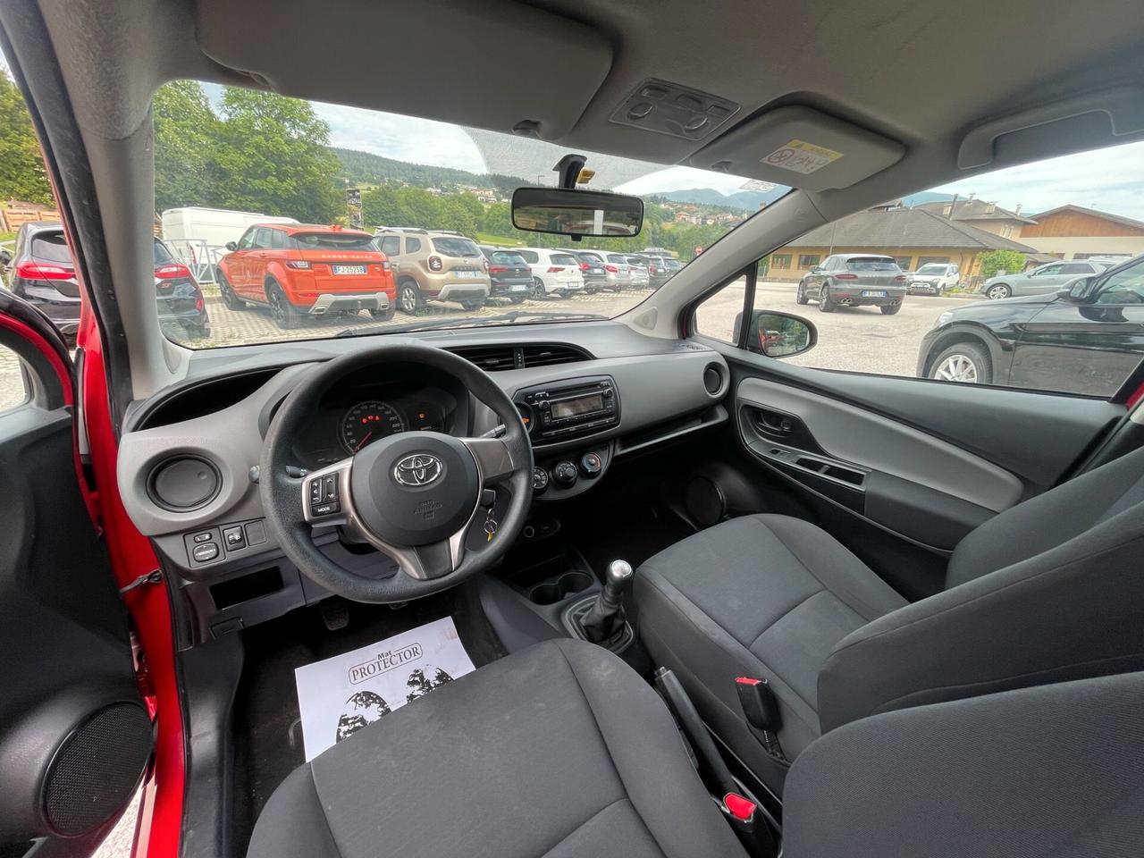 Toyota Yaris 1.0 5 porte Lounge OK NEOPATENTATI