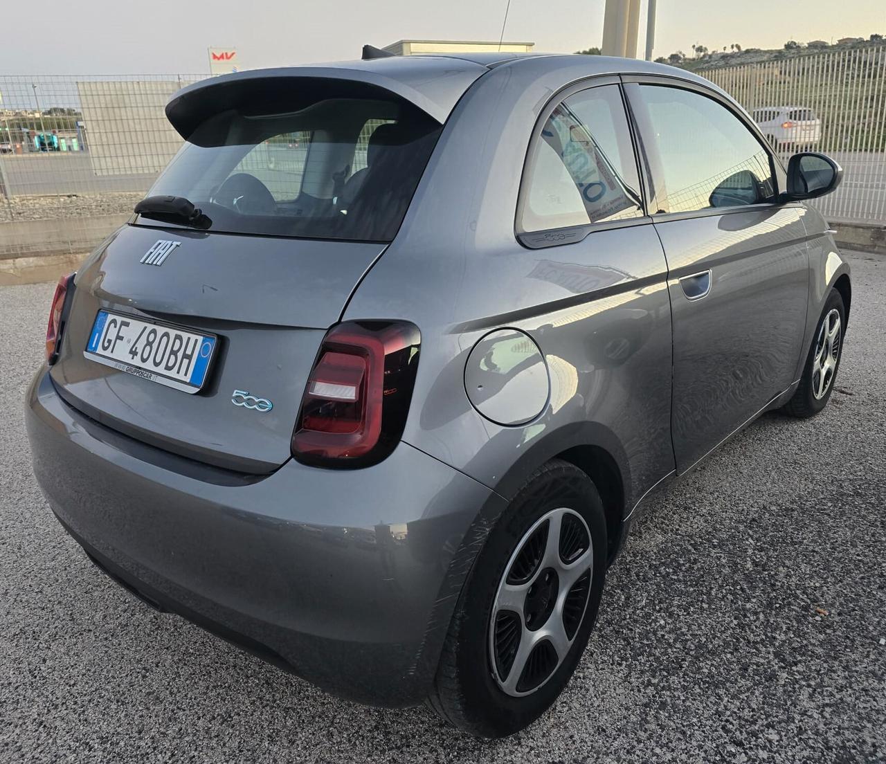 Fiat 500 Passion Berlina 42 kWh - PARI AL NUOVO! -