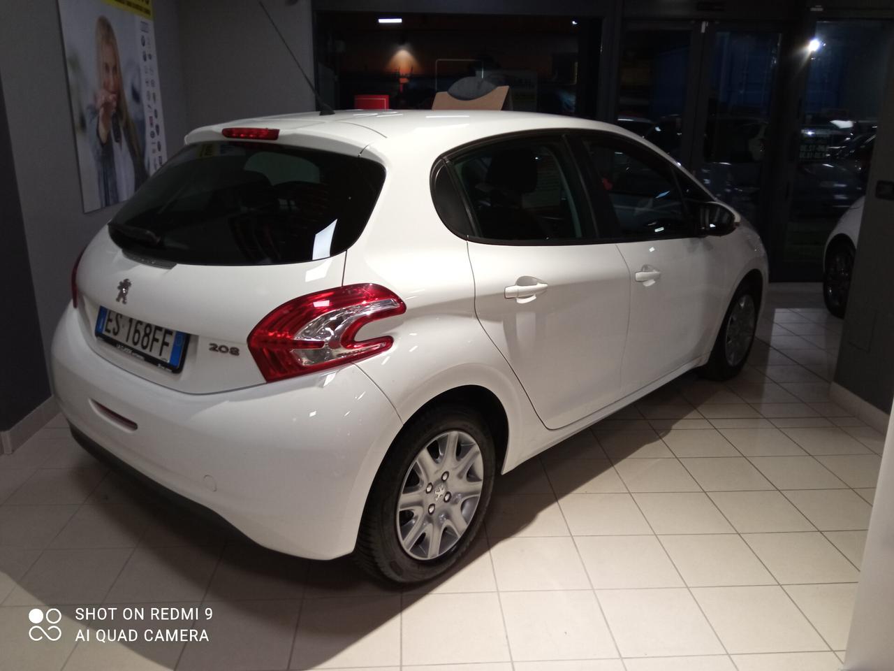 Peugeot 208 1.4 HDi 68 CV 5 porte ACTIVE PACK NEOPATENTATI