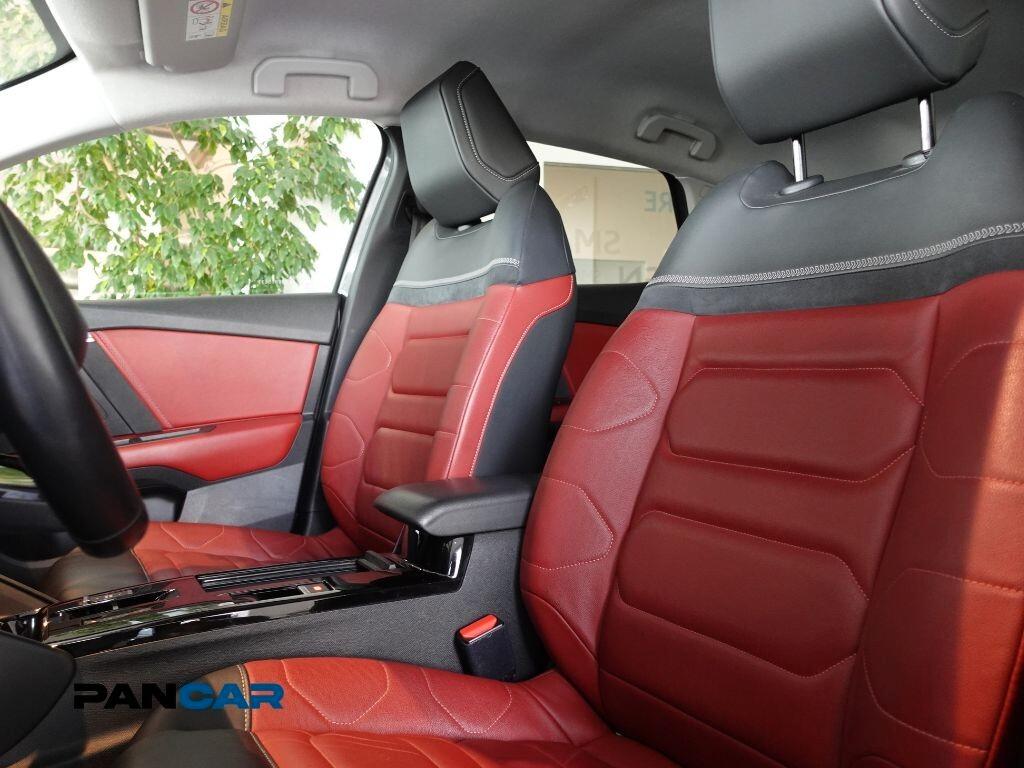 Citroen C4 BlueHDi 130 S&S EAT8 Shine Pack