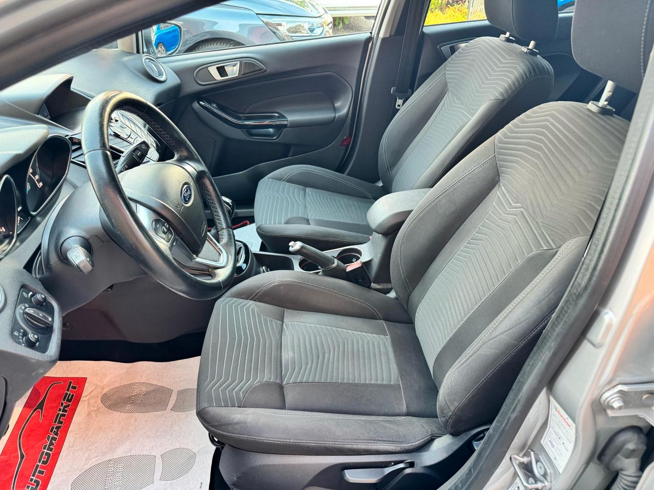 Ford Fiesta 1.0 80CV 5 porte Titanium