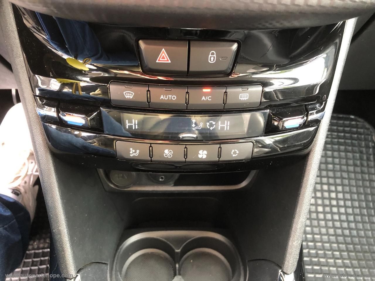 PEUGEOT 2008 BlueHDi 120 S&S Allure