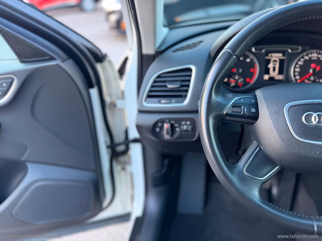 AUDI Q3 2.0 TDI Business Plus