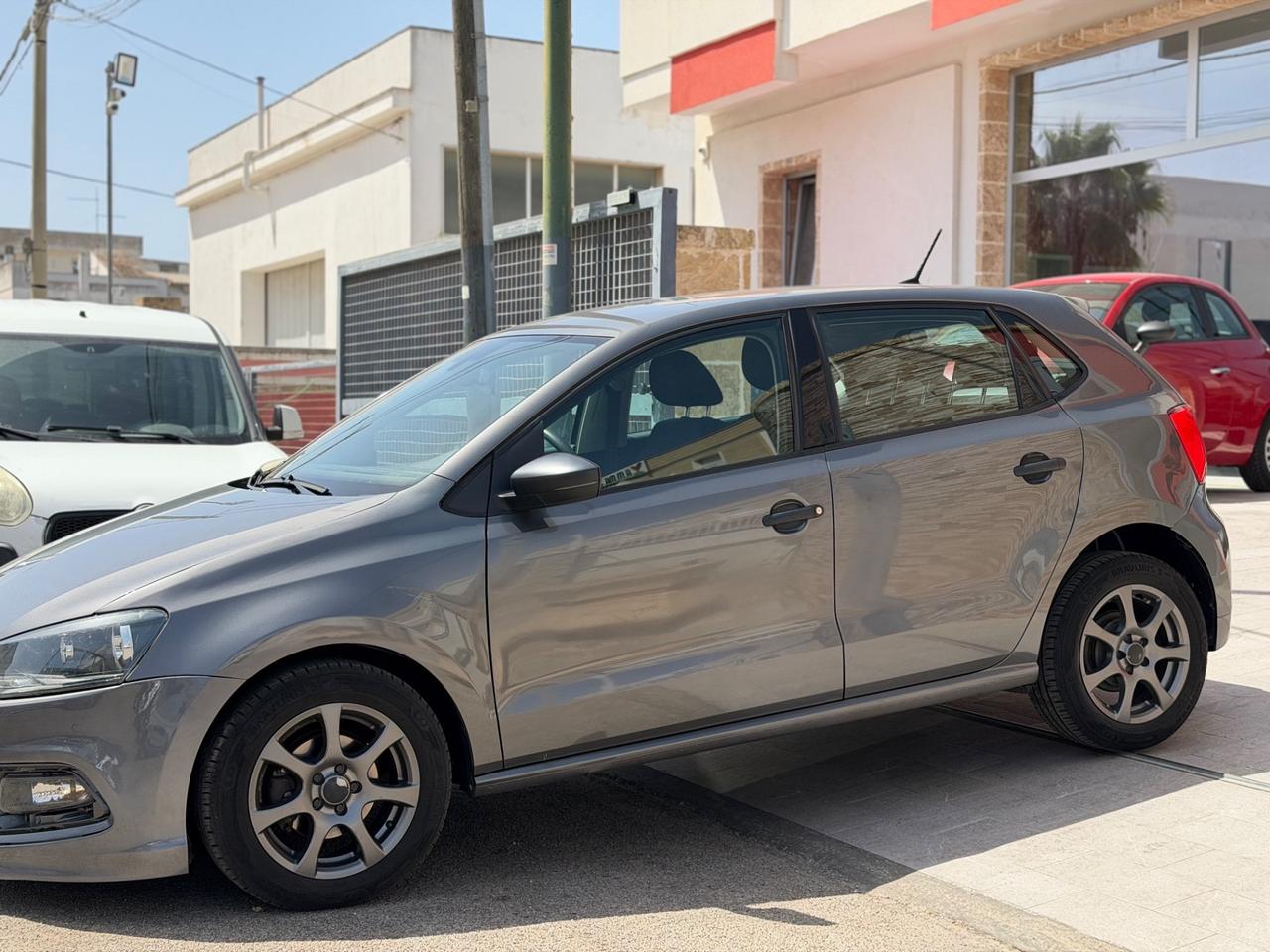 Volkswagen Polo TDI 1.4 75 cv-2016/NAVI/CLIMA