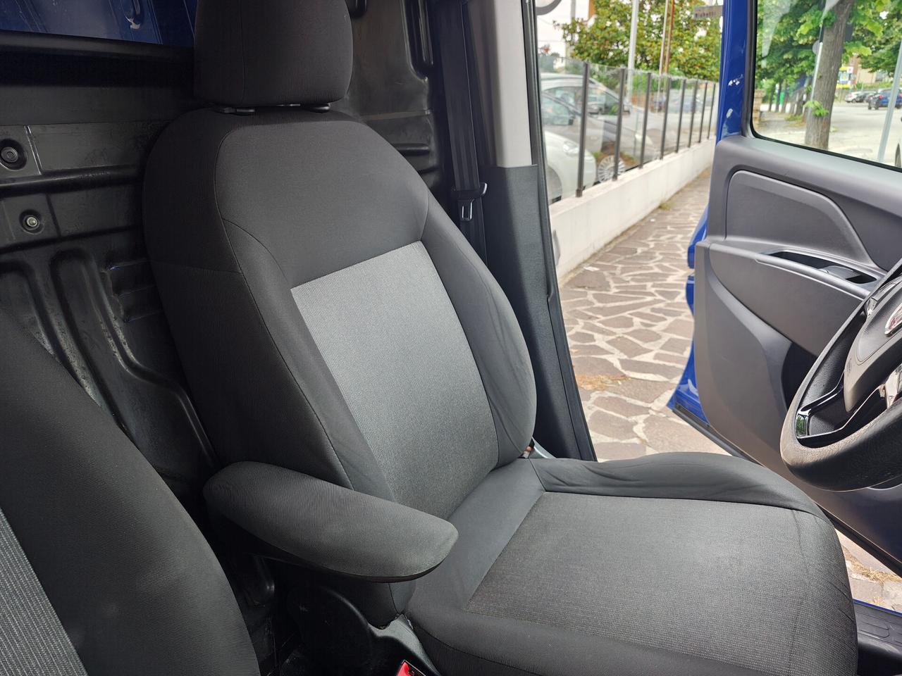 Fiat Doblo Doblò 1.4 T-Jet PC-TN Cargo Lounge