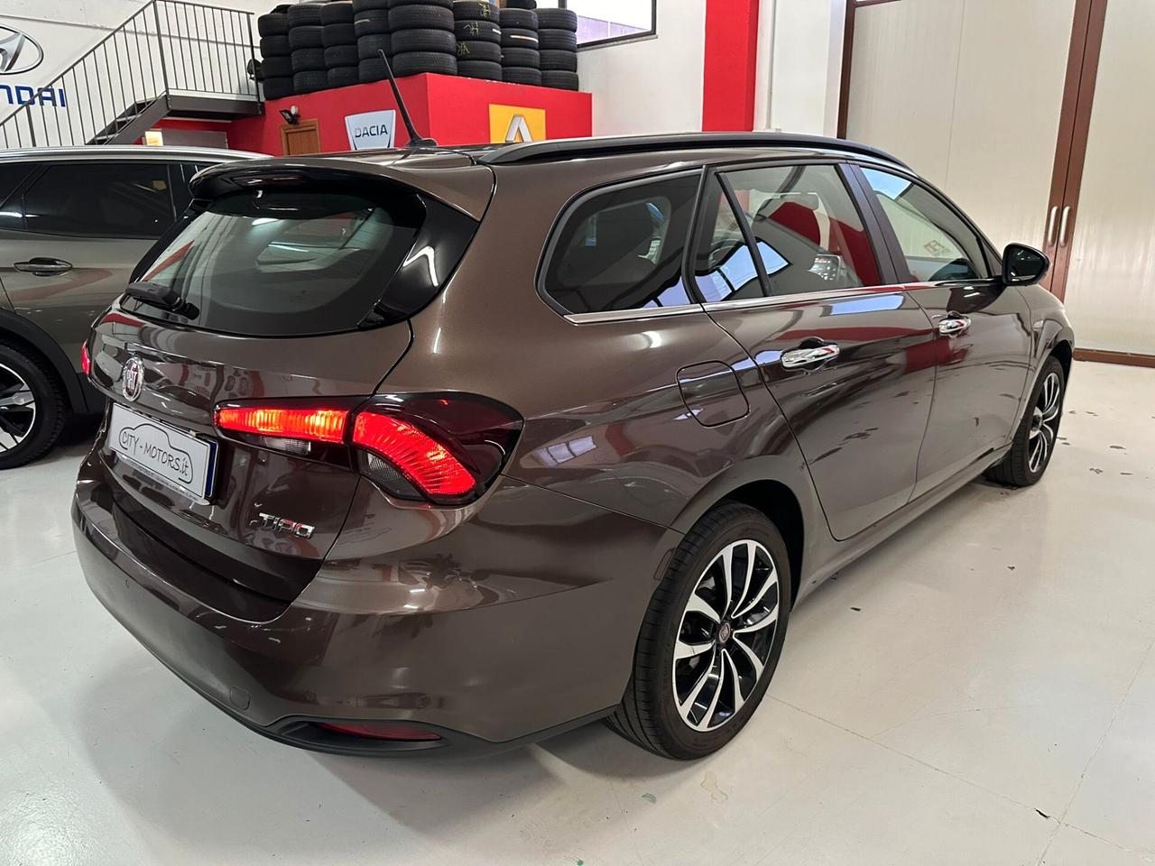 Fiat Tipo 1.6 Mjt 120Cv S&S SW Lounge