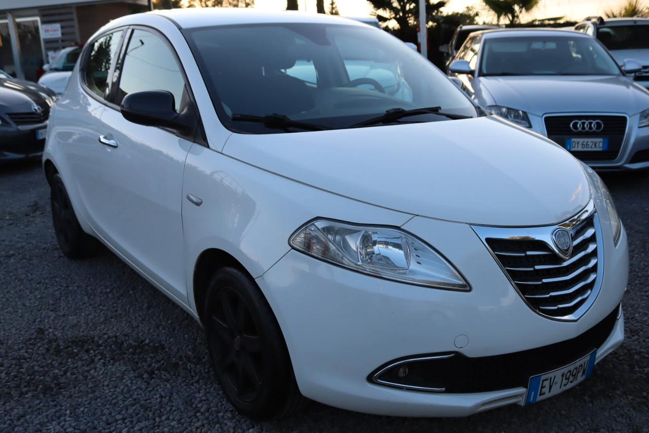 Lancia Ypsilon 1.2 69 CV 5 porte GPL Ecochic Gold