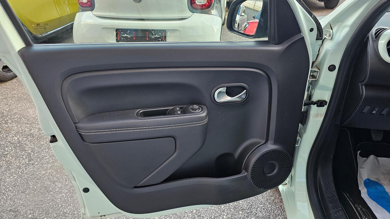 Renault Twingo CABRIO SCe Stop&Start La Parisienne UNIPRO CARVERTICAL