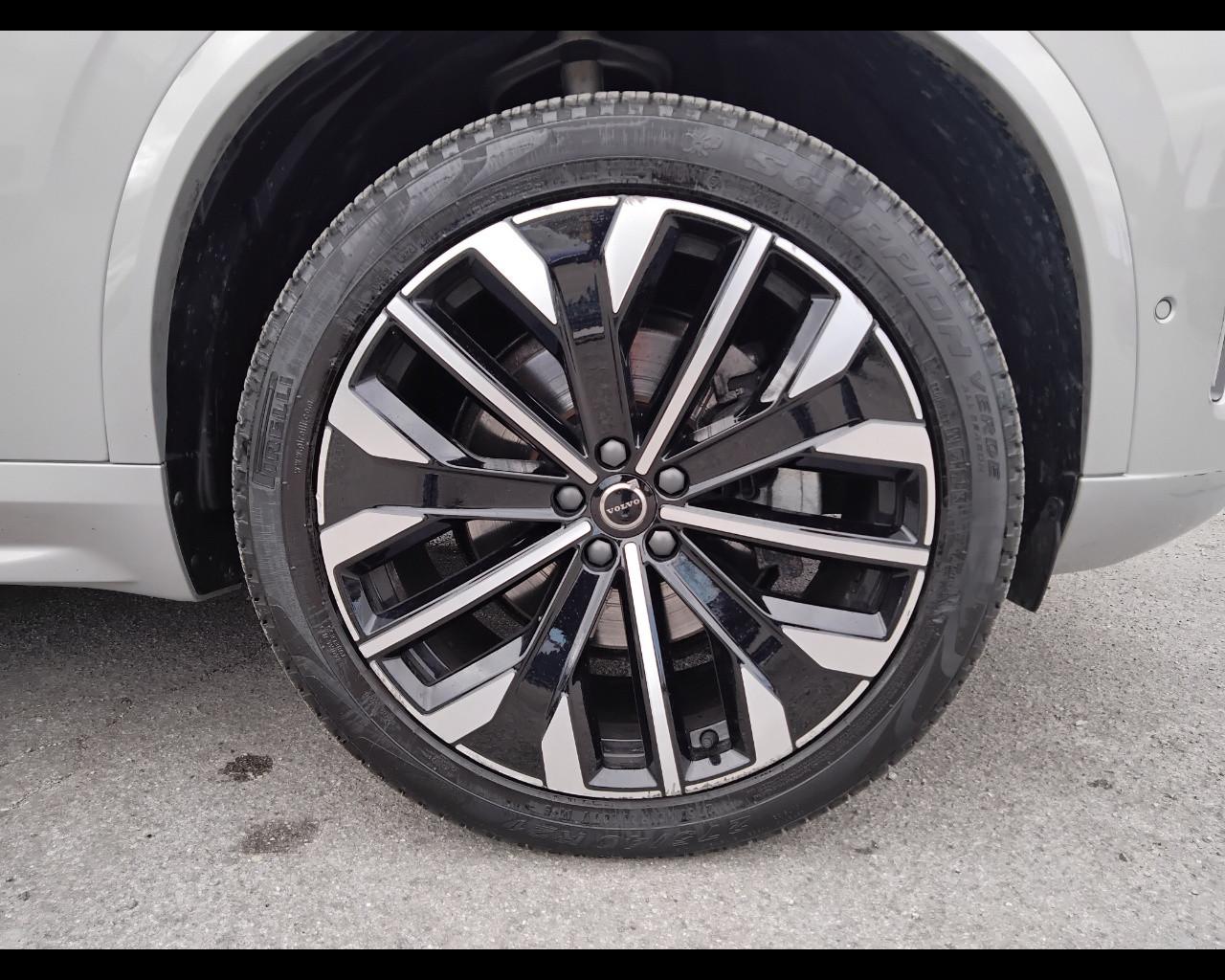 VOLVO XC90 II 2025 - XC90 2.0 b5 mhev Plus Bright awd 7p.ti auto