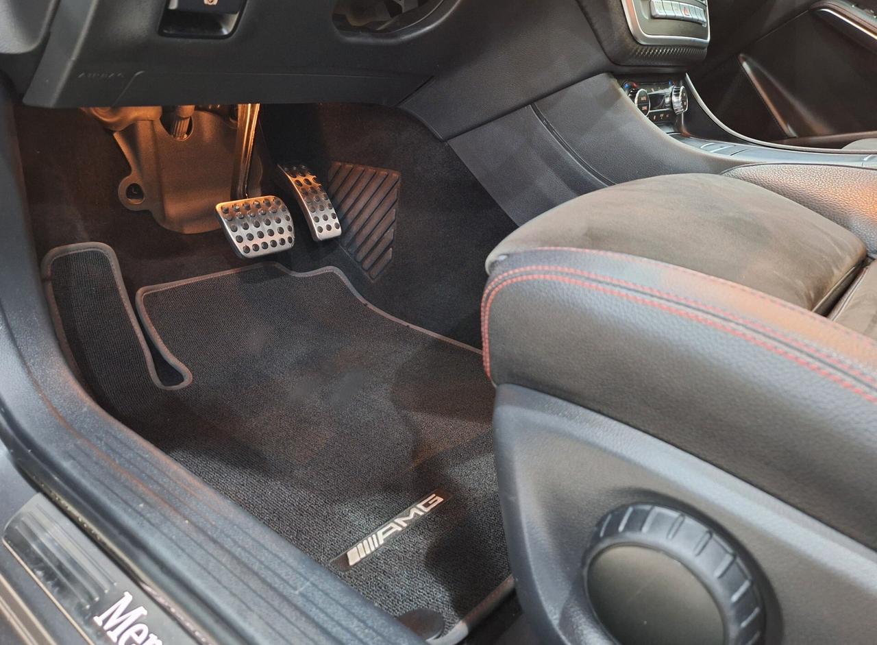 Mercedes A 200 d Aut Premium AMG Night Edition