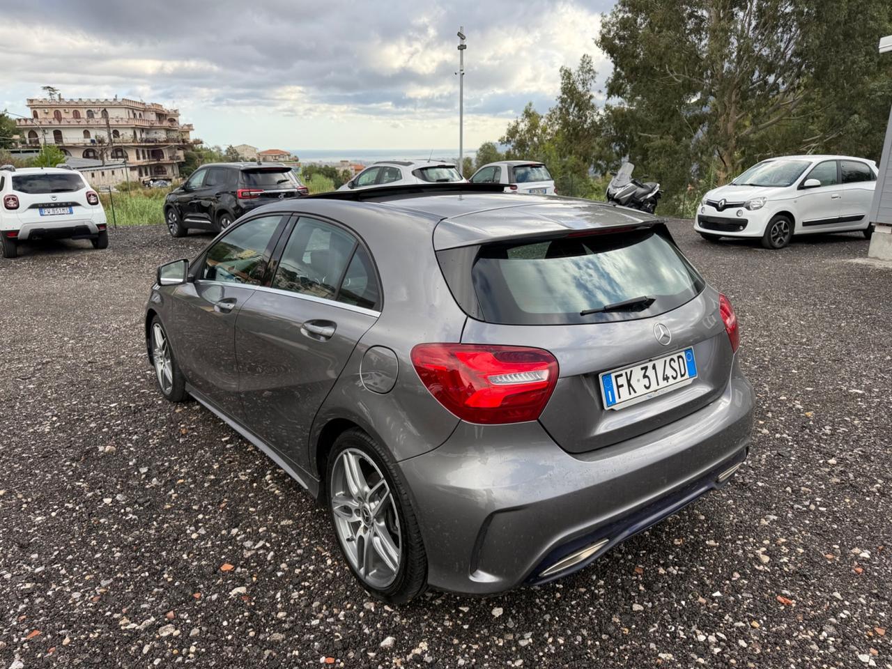 Mercedes-benz A 180 d Premium