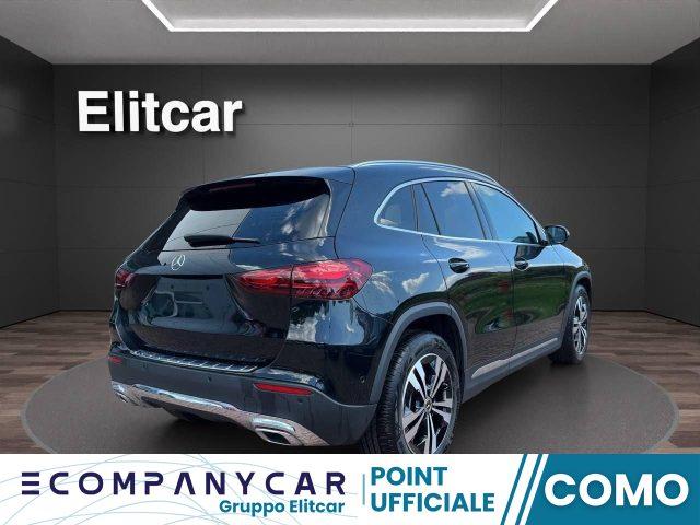 MERCEDES-BENZ GLA 180 Automatic Progressive Advanced