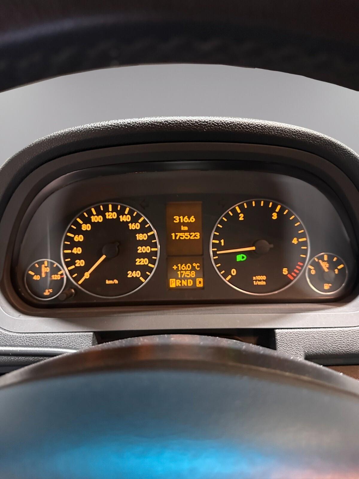 Mercedes-benz A 180 CDI Coupé Premium