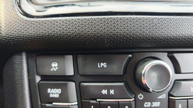 Opel Meriva 1.4 Turbo 120cv MT6 Design Edition