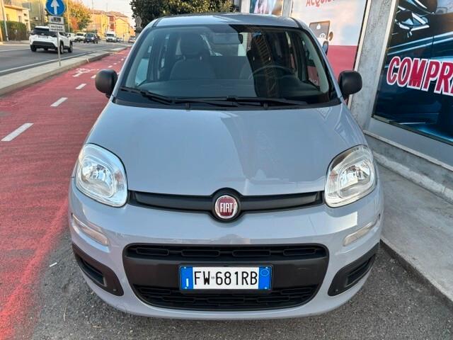 Fiat Panda 1.2 Connected by Wind