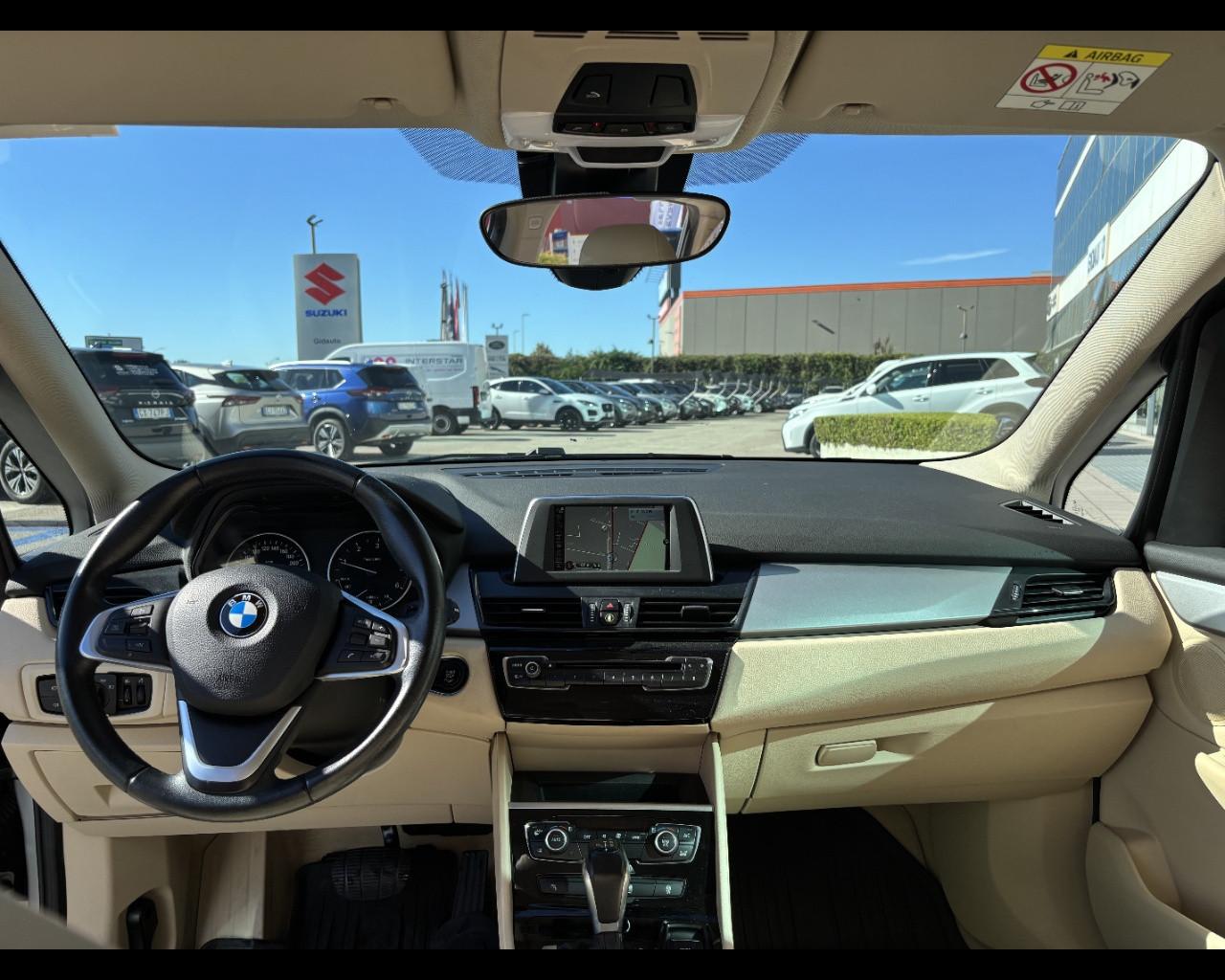 BMW Serie 2 A.T. (F45) - 220d xDrive Active Tourer Advantage au