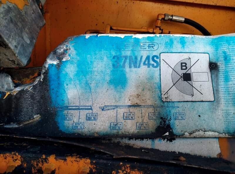 IVECO 170-30 TC 3 ASSI CON GRU EFFER 37N