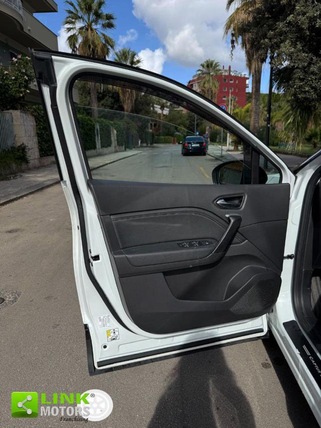 RENAULT Captur 1.6 Full Hybrid E-Tech 145 CV Techno