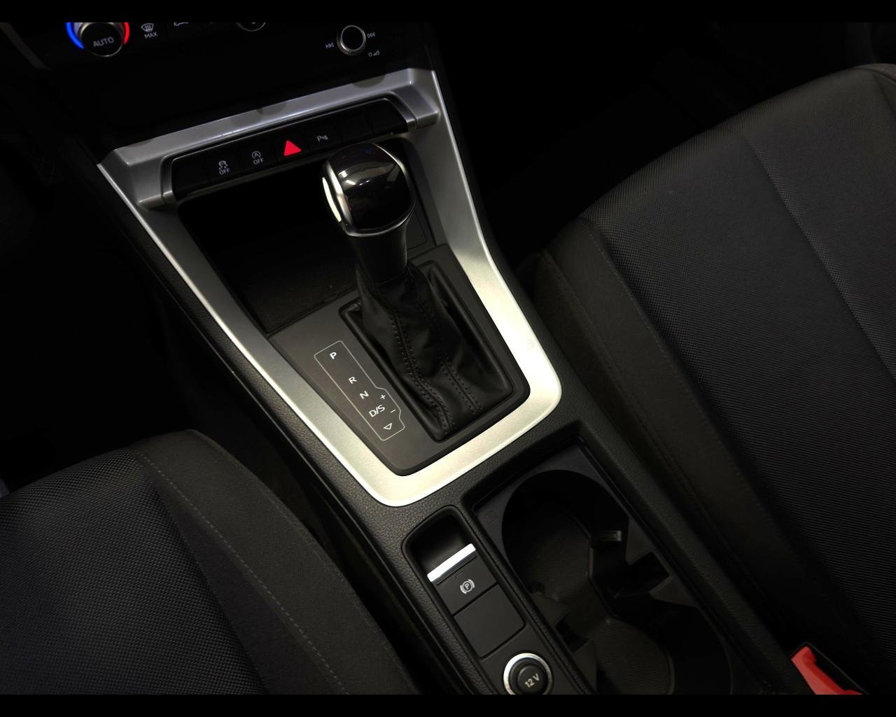 AUDI Q3 2ª serie - Q3 35 TDI S tronic Business Advanced