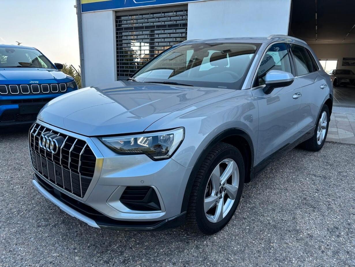 Audi Q3 40 TDI quattro S tronic Business Advanced