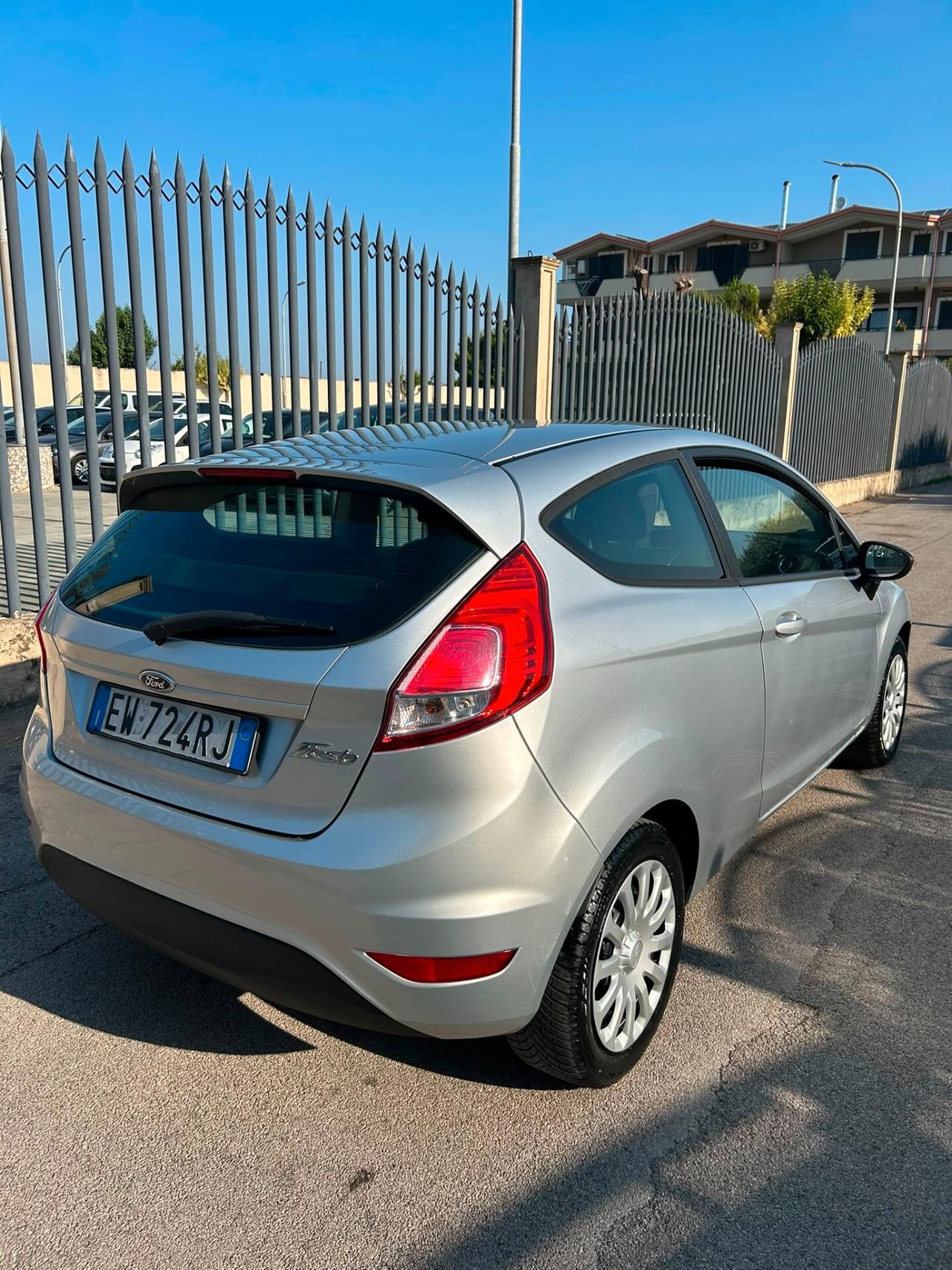 Ford Fiesta 1.2 60CV 3 porte ANNO 2014
