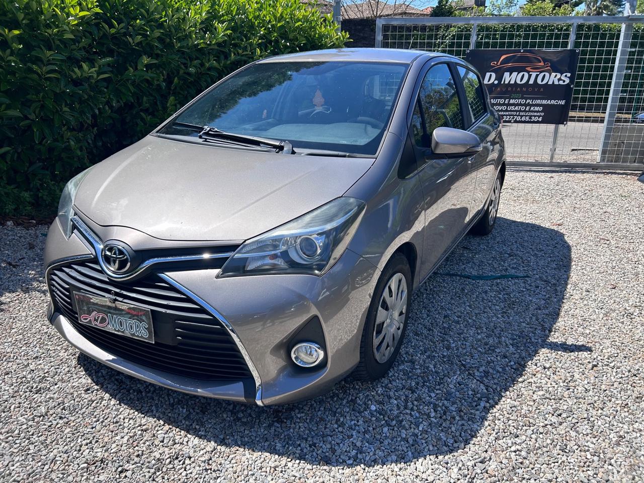 Toyota Yaris 1.0 5 porte Lounge