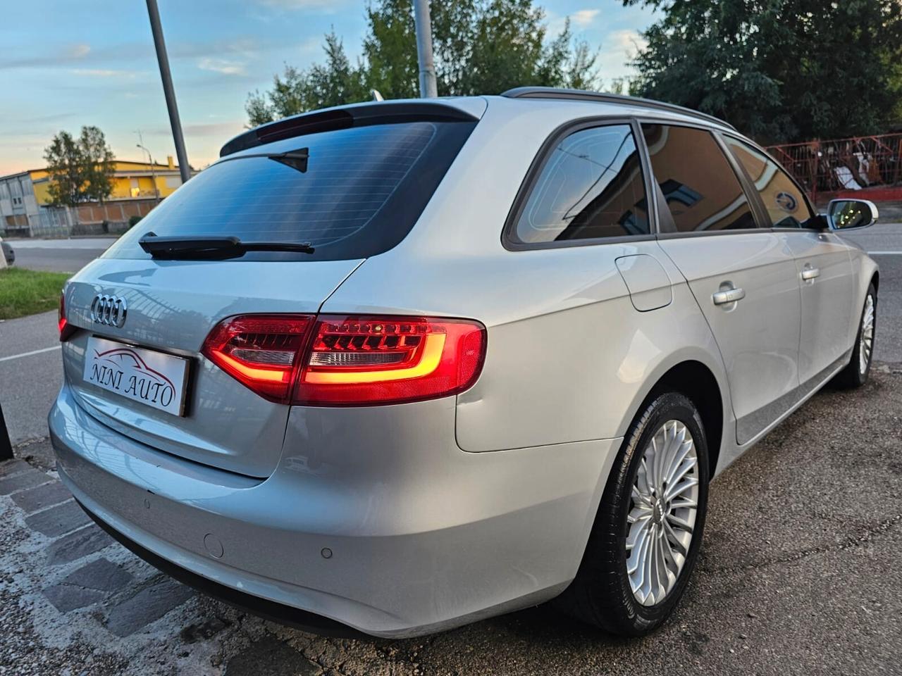 Audi A4 Avant 2.0 TDI 177cv Quattro Advanced*Navi*Bi-Xeno*Pdc*