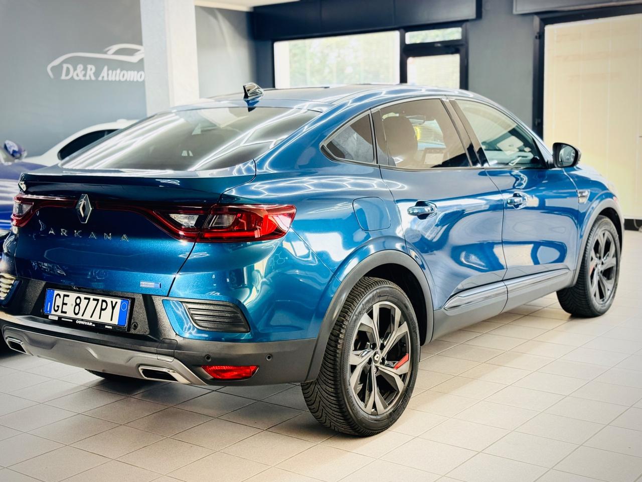 Renault Arkana Hybrid E-Tech 145 CV R.S. Line