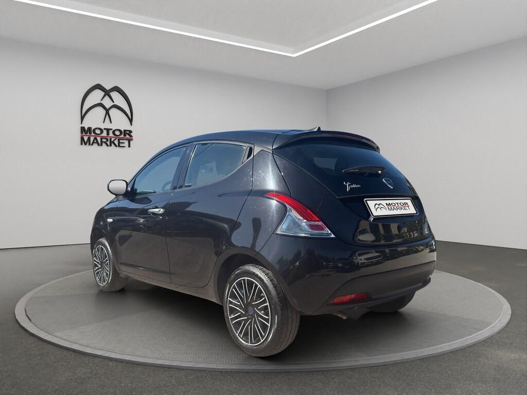 Lancia Ypsilon 5 Porte 1.0 FireFly Hybrid Gold