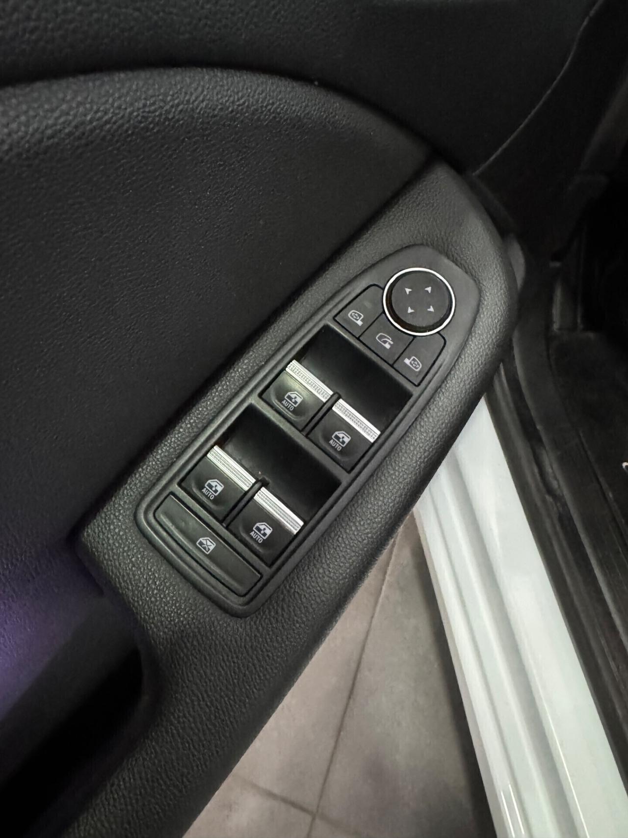 Renault Clio Hybrid E-Tech 140 CV 5 porte E-Tech