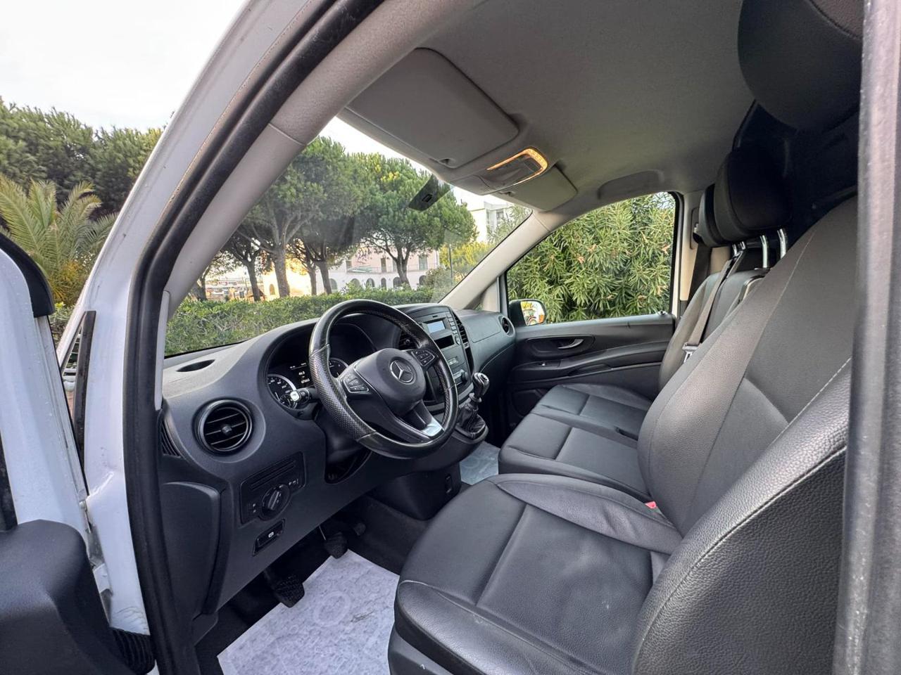 MERCEDES Vito 114 cdi compact auto my20