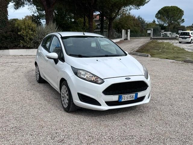 Ford Fiesta 1.5 TDCi 75CV 5 porte Business