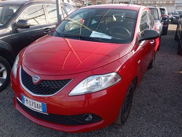 Lancia Ypsilon 1.2 69 CV 5 porte Silver