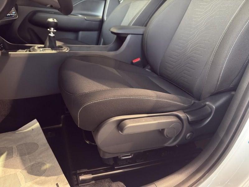 Hyundai Kona Kona 2025 5p 1.0 T-GDI 100cv 6m Business