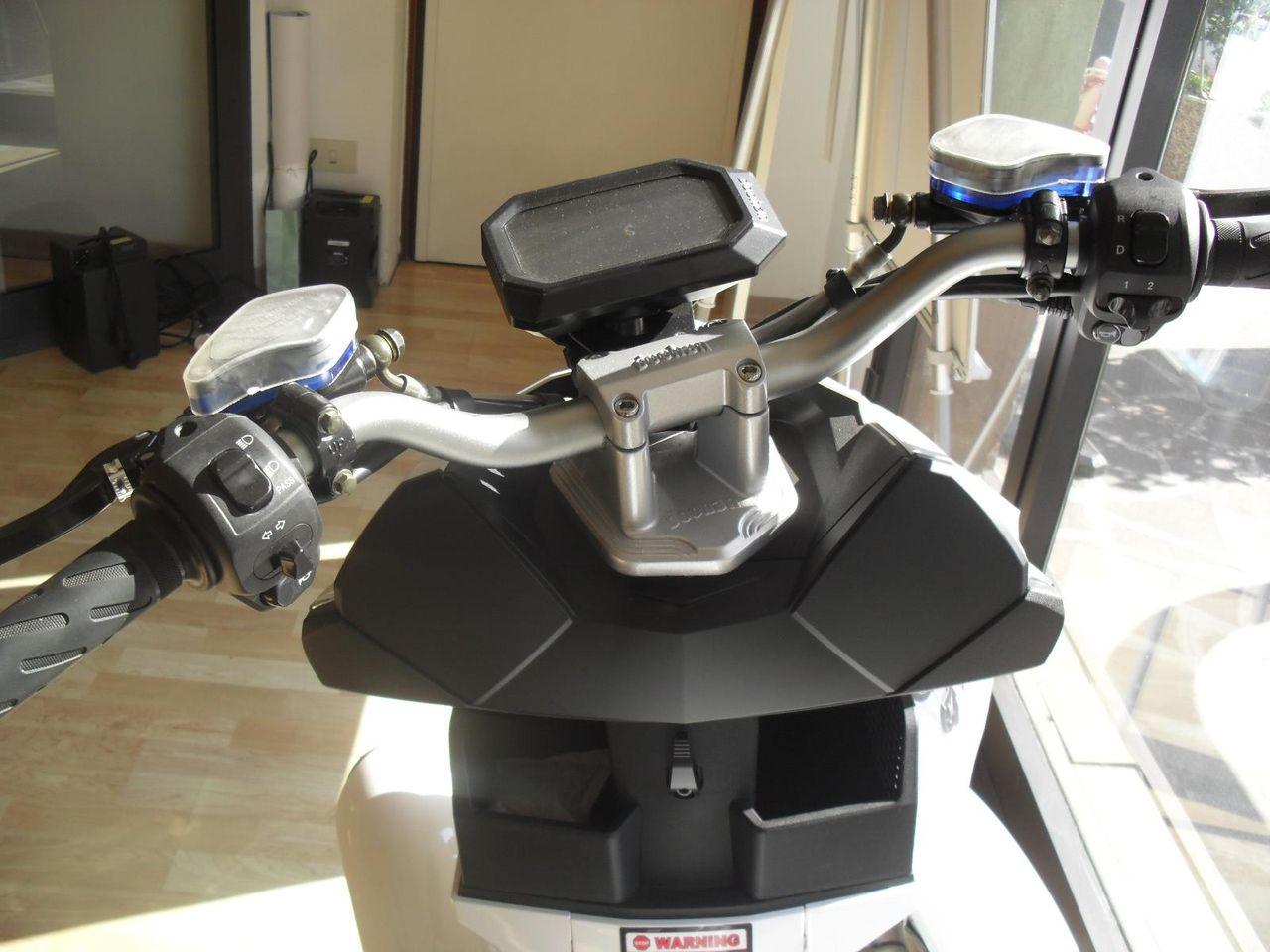 SCOOTER ELETTRICO