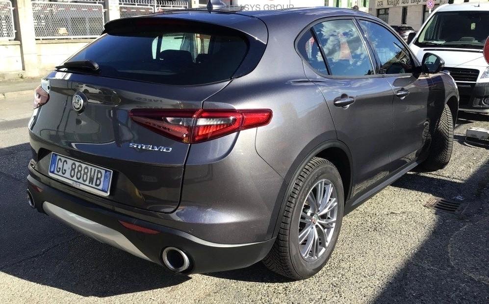ALFA ROMEO STELVIO 2.2 190Cv AT8 Q4 - Led Navi