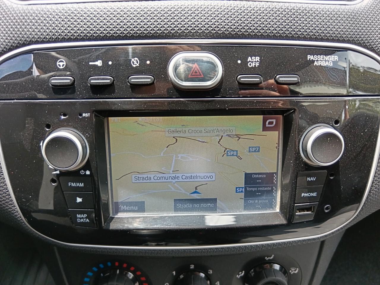 Fiat Punto 1.3 MJT 95CV NAVI NEOPATENTATI