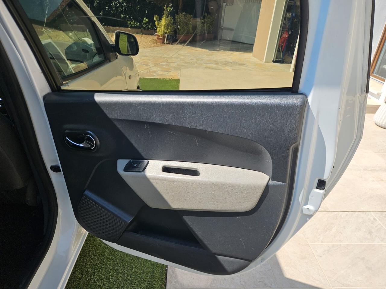 Dacia Lodgy 1.5 dCi 8V 110CV 7 posti Lauréate