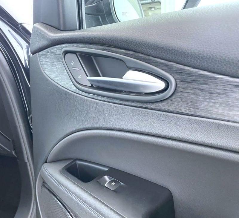 Alfa Romeo Stelvio 2.2 TD 160 CV Sprint AT8 RWD