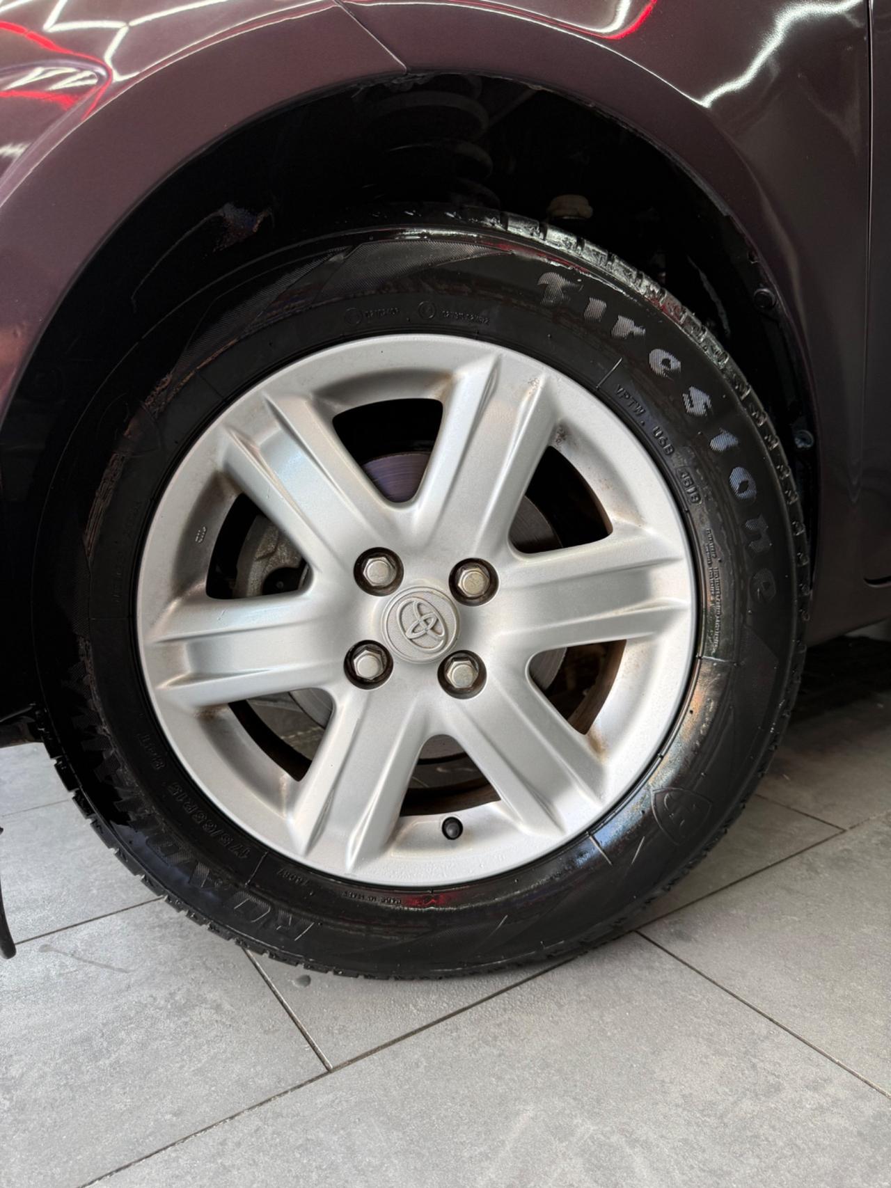 Toyota iQ 1.0 Benzina 2009 AUTOMATICA