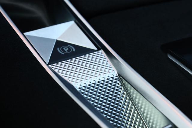 DS AUTOMOBILES DS 7 Crossback DS7 BlueHDi 130 aut. Performance Line