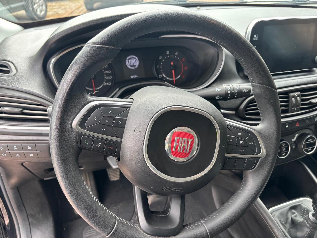 Fiat Tipo 1.6 Mjt S&S 5 porte S-Design