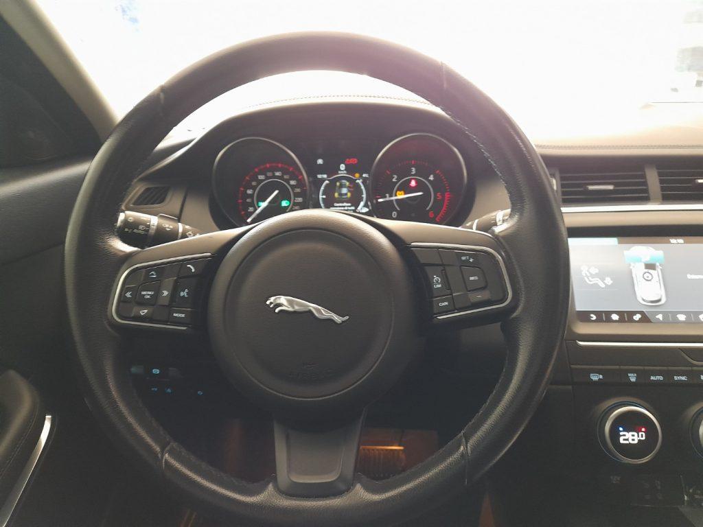 JAGUAR E-Pace (X540) E-Pace 2.0D 180 CV A...