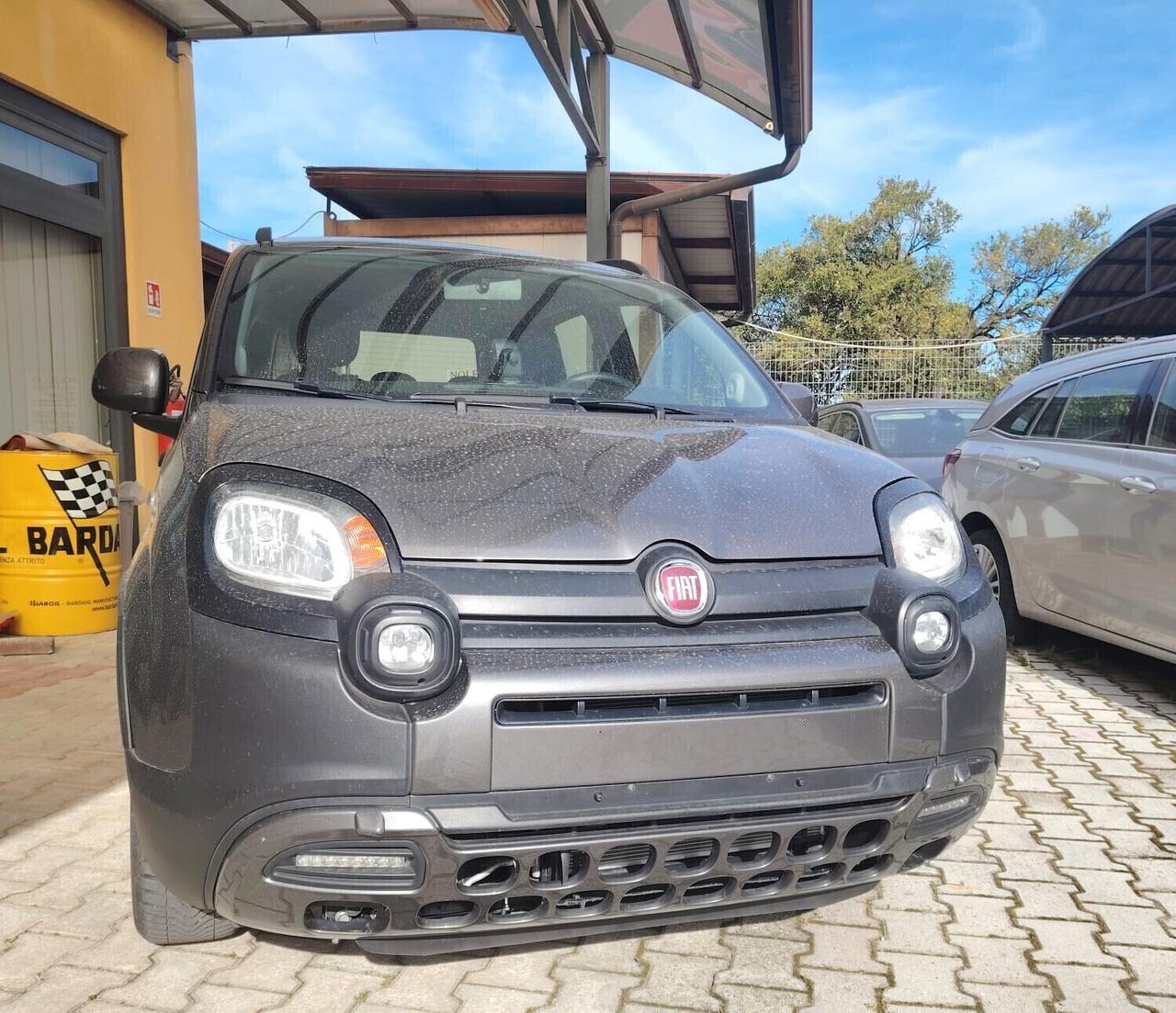 Fiat Panda 1.0 FireFly S&S Hybrid City Cross