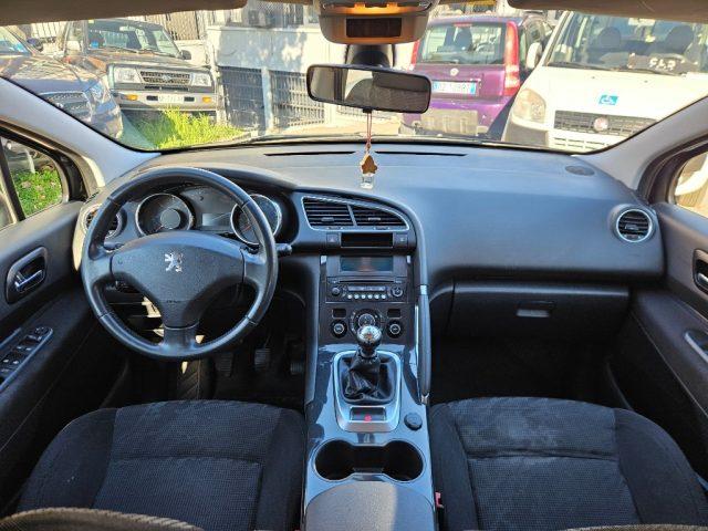 PEUGEOT 3008 1.6 HDi 112CV Tecno