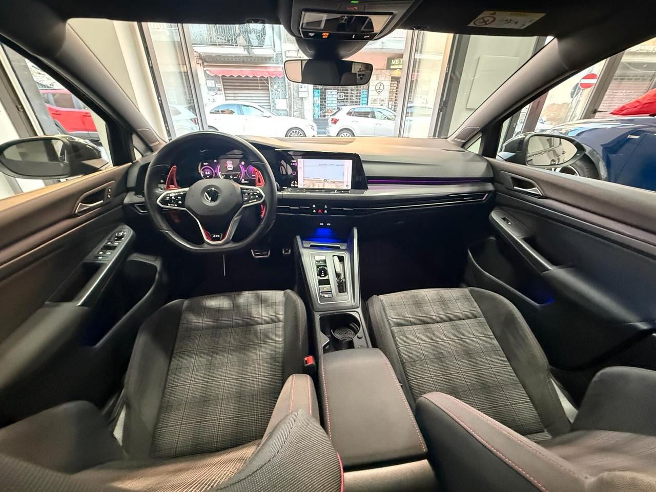 Volkswagen Golf GTI 2.0 TSI DSG